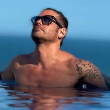 Indireta? Dado Dolabella faz reflexão sobre amor na web - Tupi - Pablo Oliveira