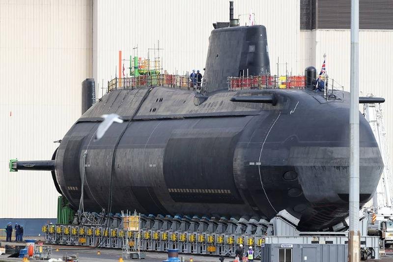 HMS Astuto - US$ 5,5 bilhões  - Submarino com tecnologia avançada, motor nuclear e armamento de última geração, incluindo mísseis de ataque terrestre. Está a serviço da Marinha do Reino Unido. 