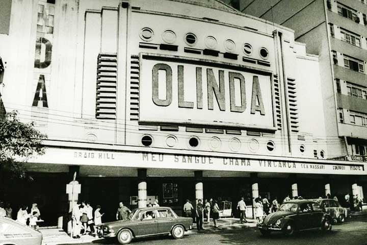Cacilda Becker, Paulo Autran, Walmor Chagas, Tônia Carrero e Fernanda Montenegro foram atores de destaque nesta época. Em 1953. foi fundado o Teatro de Arena, com uma aura revolucionária e contestadora frente a tensão política e social da pré-ditadura.