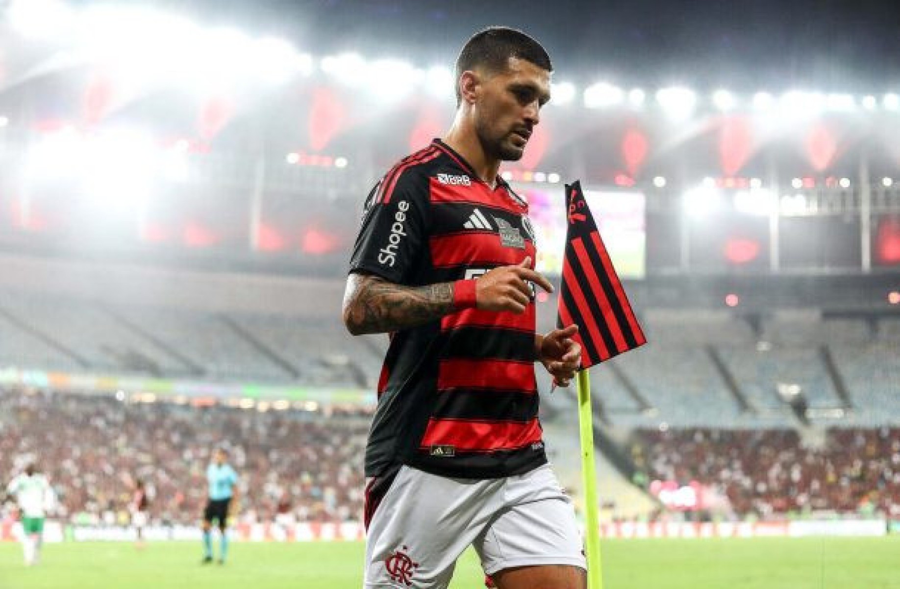 Arrascaeta, do Flamengo, é o jogador com mais participações em gols no Brasileiro