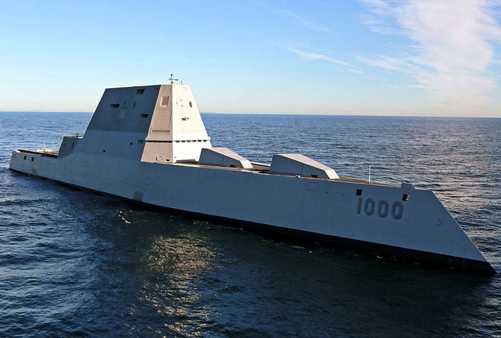 DDG 1000 Zumwalt-Class Destroyer - US$ 7 bilhões - Um dos maiores e mais avançados navios antiaéreos. Tem sistema furtivo, quase invisível aos radares inimigos. Tem dois motores de turbina Rolls-Royce e consegue avançar a quase 56 km/h.  