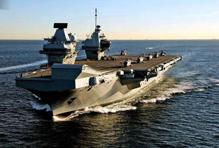HMS Queen Elizabeth - US$ 9,3 bilhões - É da Marinha Real Britânica. O supercargueiro opera com 679 pessoas, pouco para seu tamanho. É que ele tem um sofisticado sistema de automação. Pesa 65 mil toneladas, tem 280 m de comprimento e percorre 18.520 km sem reabastecer. 