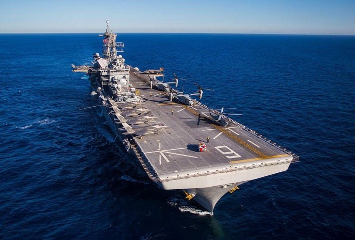  USS America - US$ 3,4 bilhões - É um dos mais novos e mais avançados navios de guerra da esquadra dos EUA.  Pode transportar 34 aviões. O comandante pode cortar a capacidade do convés do poço para aumentar o armazenamento de equipamentos de combate. 