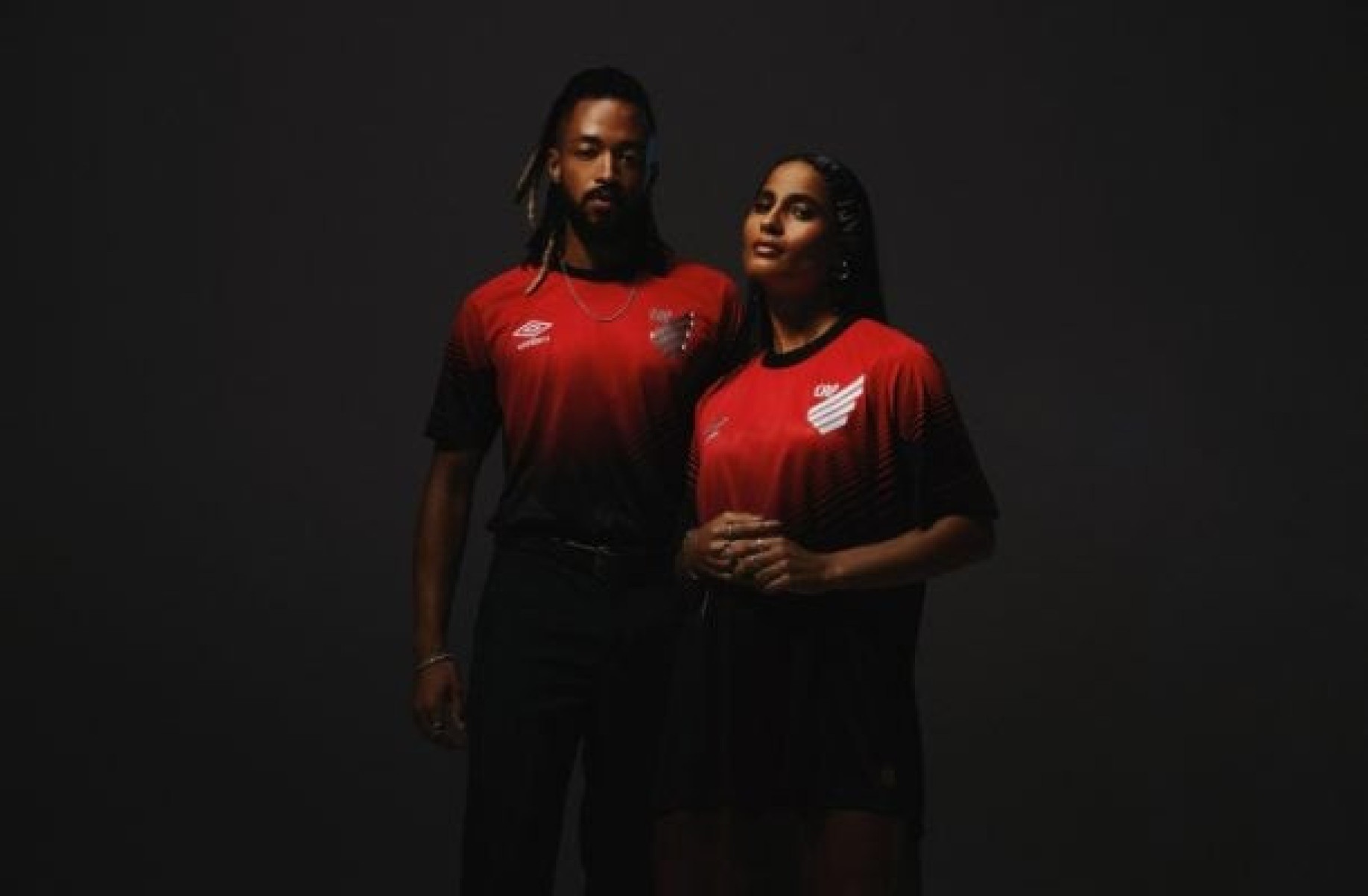 Athletico e Umbro lançam novo uniforme para a temporada 2025