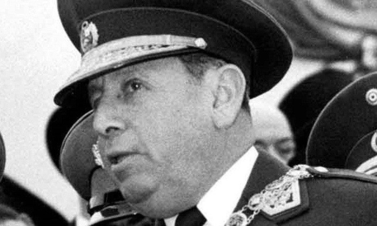 o ditador peruano Manuel A. Odría o ditador peruano Manuel A. Odría
