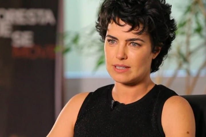 Apesar do sucesso, Ana Paula Arósio decidiu se afastar da vida artística em 2010, quando rompeu o contrato com a TV Globo.