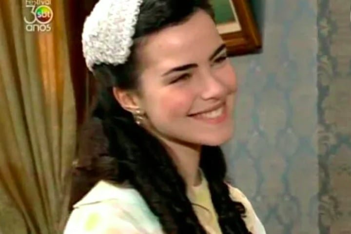 Sua transição para a TV começou em 1994, na novela "Éramos Seis", que foi ao ar pelo SBT. 