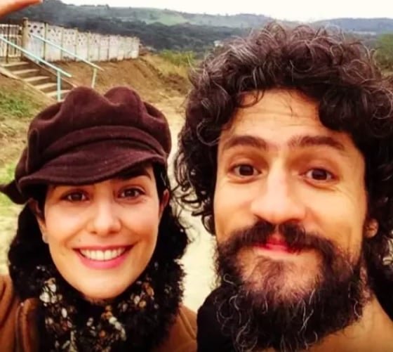 Discreta sobre a vida pessoal, Letícia foi casada por 12 anos com o ator e diretor Ângelo Antônio (1991-2003) e, depois, por seis anos com o ator Fernando Alves Pinto (2013-2019, foto). 