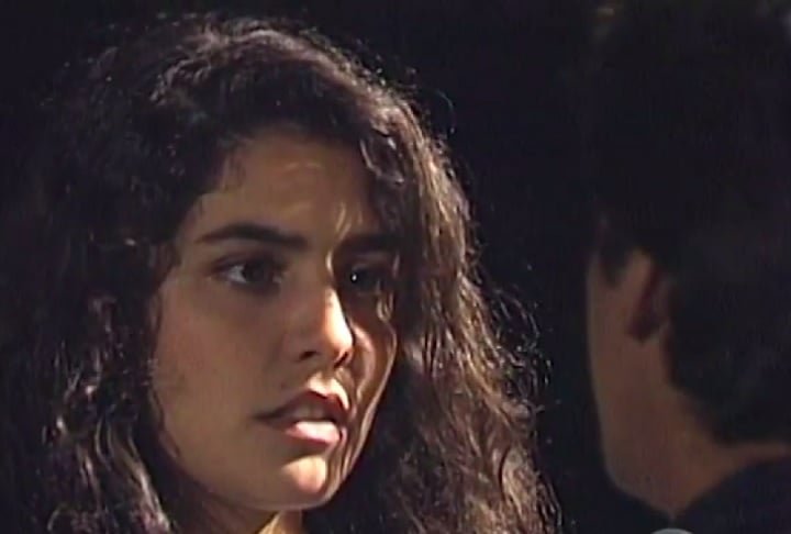 Sabatella começou sua carreira na década de 1990, ganhando destaque na TV Globo na novela "O Dono do Mundo" (1991), pela qual recebeu o Troféu Imprensa de Revelação do Ano.