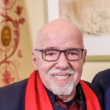 Paulo Coelho prepara exposição de arte na Suíça - Lula Oficial - wikimedia commons