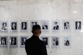 Fotos de ex-presidentes em exposição no Planalto tem erros e controvérsias