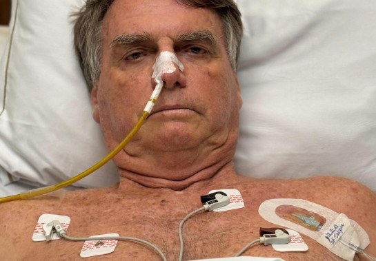 Bolsonaro teve alteração na pressão e continua sem movimentos intestinais efetivos