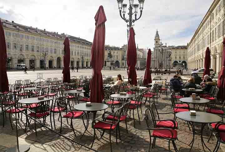 Além dos chocolates, cafés e cafeterias, Turim é lar do primeiro Eataly: uma mistura de loja gourmet, livraria e restaurante, com unidades ao redor de todo o mundo. 