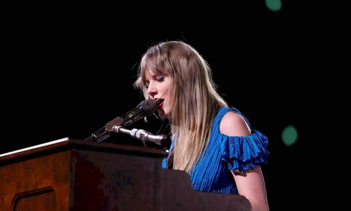 A popstar que está revolucionando o mercado de vinil - (crédito: Instagram / @taylorswift) A popstar que está revolucionando o mercado de vinil - (crédito: Instagram / @taylorswift)