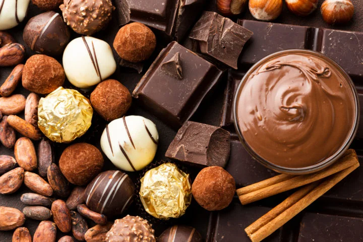 Páscoa: relembre fato inusitado quando funcionários caíram no tanque de chocolate da fábrica