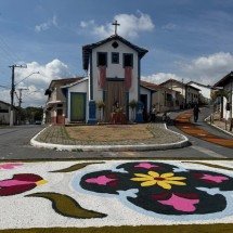 Procissão da Ressurreição: fiéis capricham nos tapetes devocionais em Minas -  Júlio Moreira/EM/D.A Press