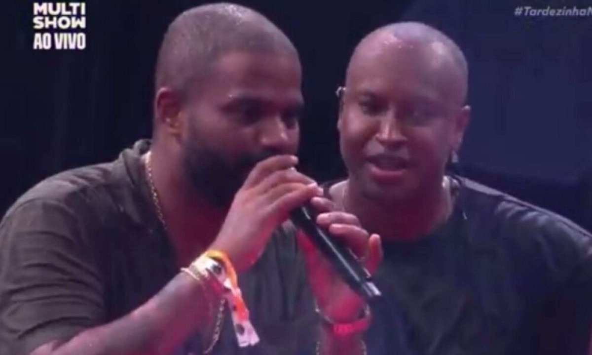 Participação polêmica: Arlindinho aparenta embriaguez no palco do Tardezinha -  (crédito: Tupi - Pablo Oliveira)
