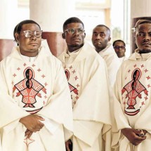 A fraternidade em agonia