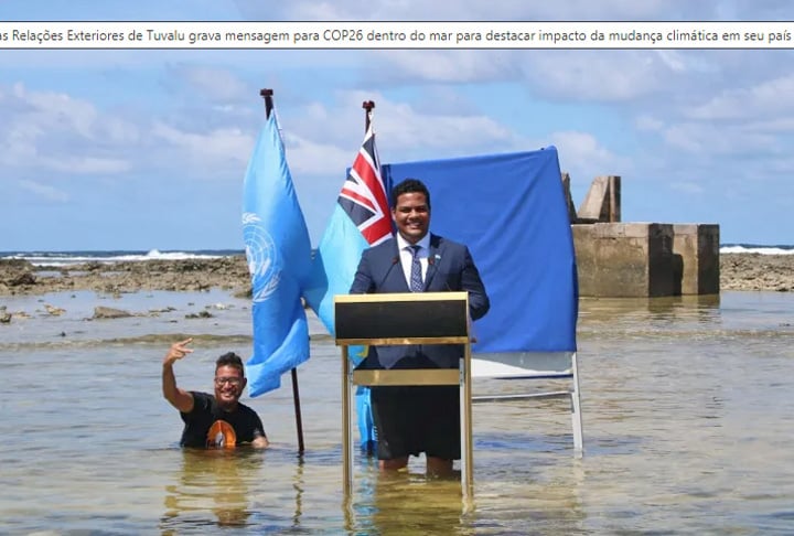 Em 2022, o Ministro da Justiça de Tuvalu, Simon Kofe, postou vídeo em que aparecia com água na altura dos joelhos num local onde o terreno era seco anos atrás. "Estamos afundando", ele disse. 