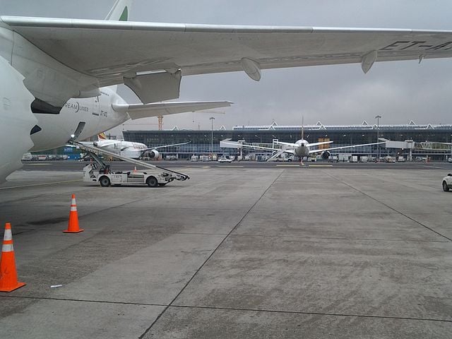 A sede da Ethiopian Airlines fica no Aeroporto Internacional de Adis Abeba, na regiÃ£o de Bole. 