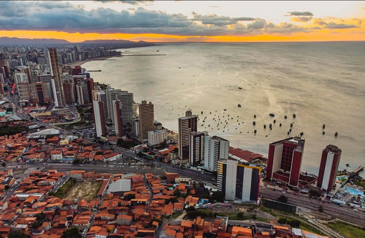 Fortaleza: (496º lugar): A capital do Ceará é a quinta cidade mais populosa do Brasil, com mais de 2,6 milhões de habitantes, e também um dos principais destinos turísticos do Nordeste graças às suas belas praias e clima tropical.