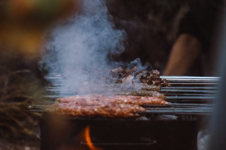 Na gastronomia, Barretos é um paraíso para os amantes da culinária caipira. As churrascarias da cidade também são famosas pela qualidade da carne e pelo serviço atencioso.