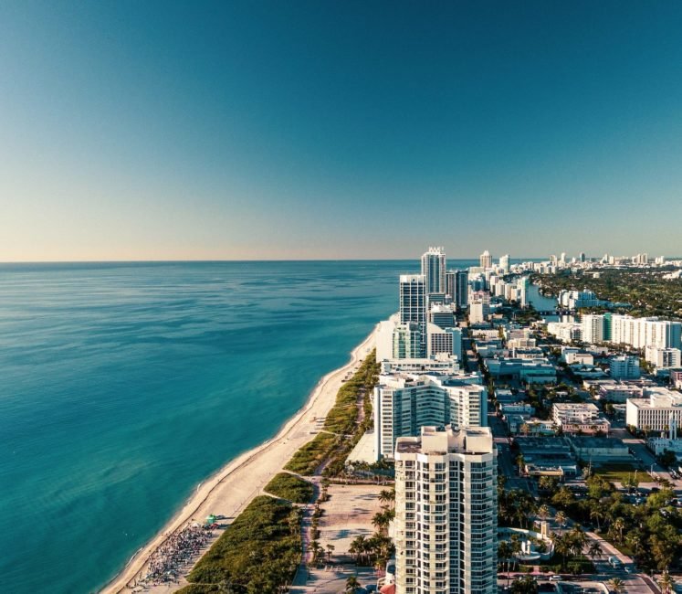 Miami, na Flórida, era moradia de 295 mil brasileiros em 2022.-Shawn Henley Unsplash