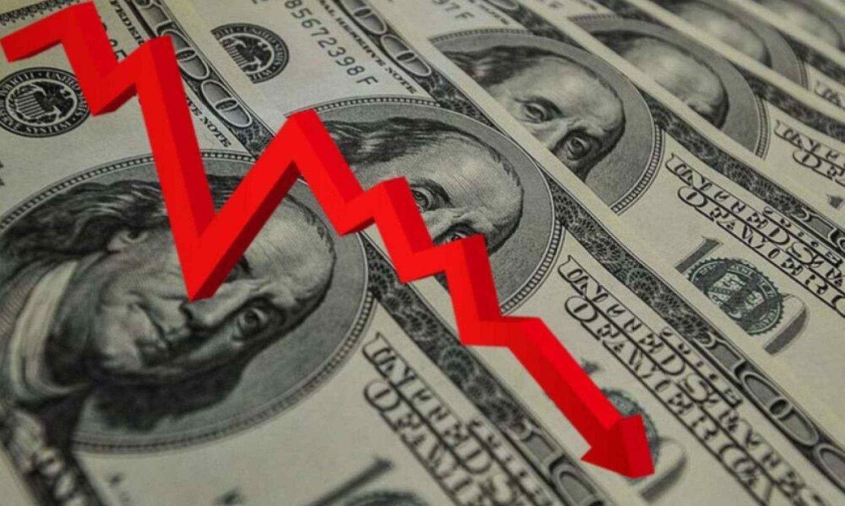 Dólar hoje 22-04-2025 cai com briga de Fed e tarifas no radar - (crédito: Mercado Hoje)