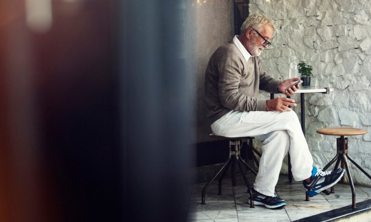 No Reino Unido, 80% dos idosos tem solidão ou apresenta isolamento como resultado do cuidar -  (crédito:  rawpixel.com/ FreePik)