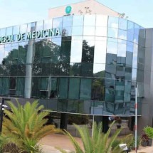 Entidades criticam CFM após veto a terapias para jovens trans - CFM/Divulgação