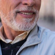 Dentes também envelhecem? Especialista explica - FreePik