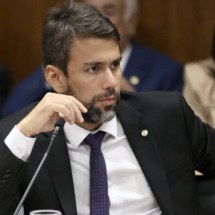 Após deputado desistir de ministério, Planalto tem novo desafio com o Centrão