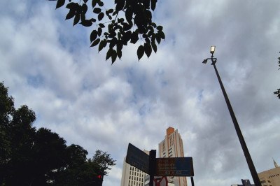 BH pode ter céu nublado e chuva nesta quarta-feira (23) -  (crédito: Jair Amaral/EM/DA Press)