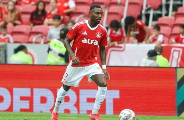 RAMON - Entrou para tentar dar mais força ofensiva pela esquerda, mas não conseguiu acertar a maior parte de suas jogadas. Nota: 6 - Foto: Ricardo Duarte/Internacional 