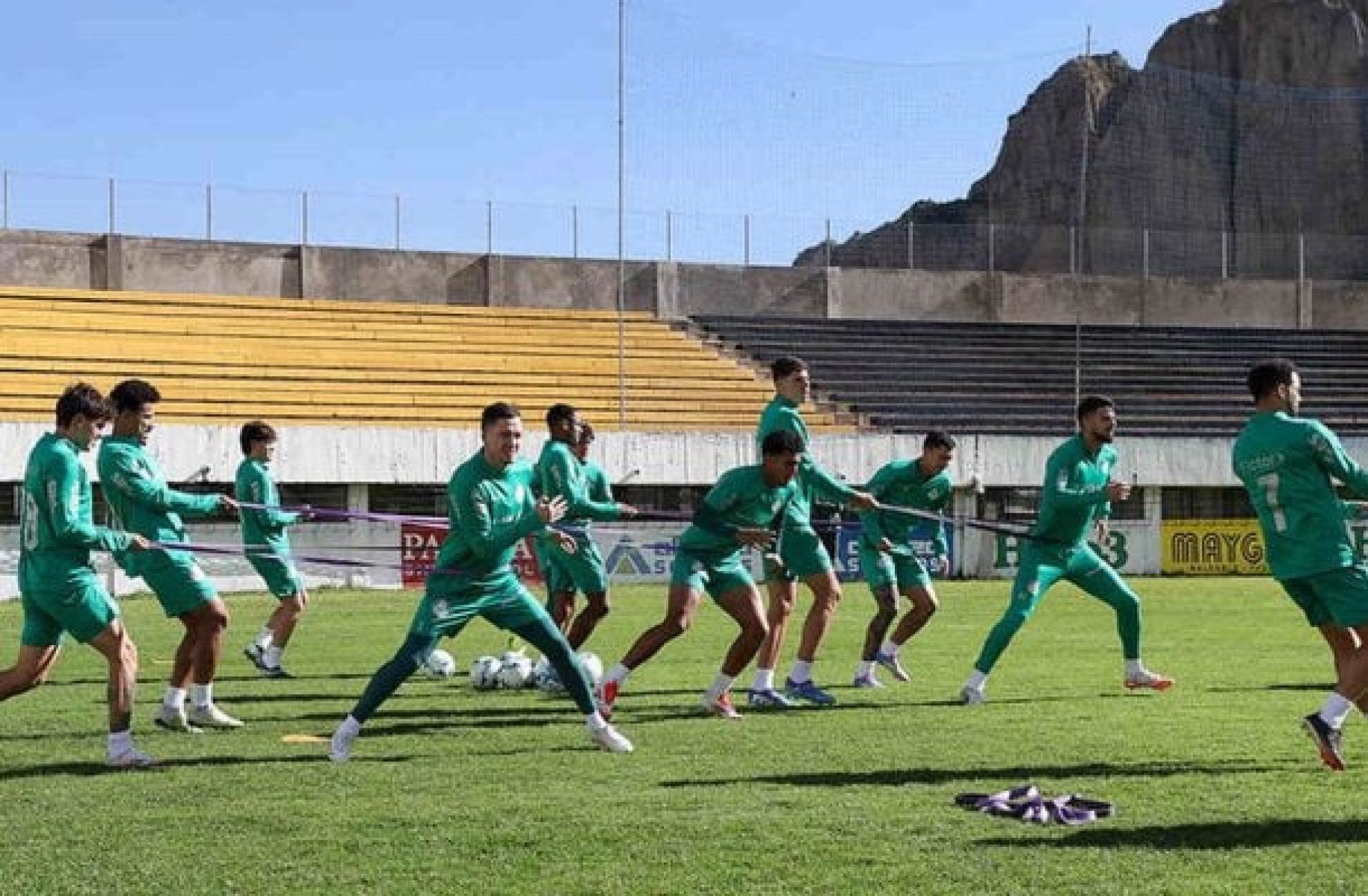Em La Paz, Palmeiras realiza último treinamento antes de enfrentar o Bolívar