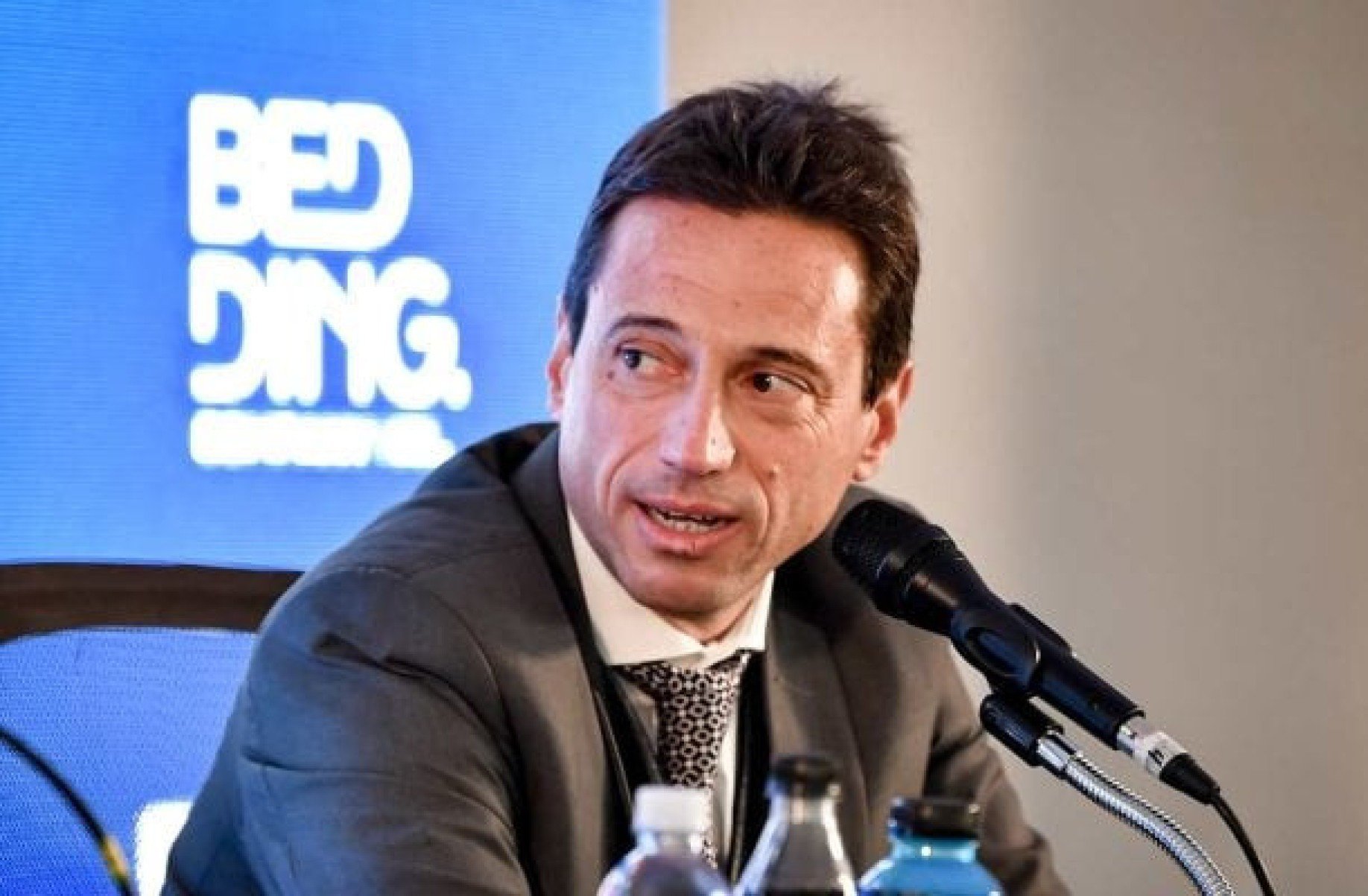 Vídeo flagra presidente do San Lorenzo em suposto caso de suborno