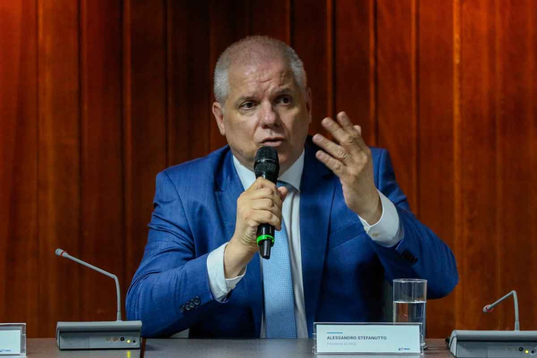 A primeira cabeça a rolar no governo foi a do presidente do Instituto Nacional do Seguro Social (INSS), Alessandro Stefanutto - (crédito: Wilson Dias/Agência Brasil) A primeira cabeça a rolar no governo foi a do presidente do Instituto Nacional do Seguro Social (INSS), Alessandro Stefanutto - (crédito: Wilson Dias/Agência Brasil)