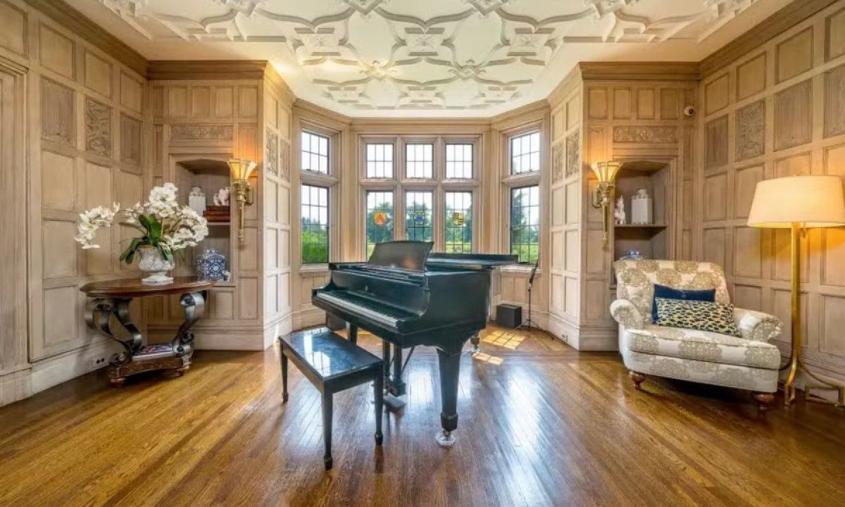Ex mansão da Mariah Carey: imóvel está à venda por R$ 80 milhões-Ana Clara Julio Leitao