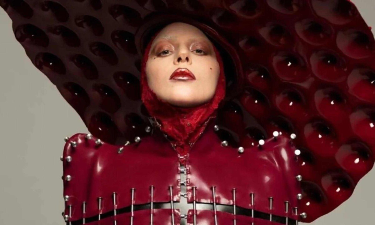 Lady Gaga fará um mega show nas areias de Copacabana como parte do evento Todo Mundo no Rio O que se sabe sobre a nova musica que Lady Gaga registrou