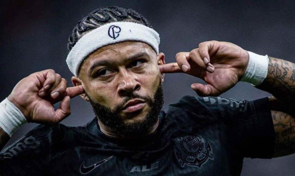 Saiba quem é Memphis Depay, craque apontado como affair de Maisa -  (crédito: Tupi - Pablo Oliveira)