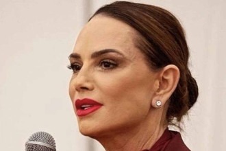 A viagem de Luiza Brunet à Europa para falar de direitos das mulheres
