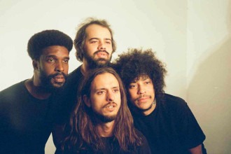 Boogarins desembarca hoje em BH com o show de "Bacuri" 