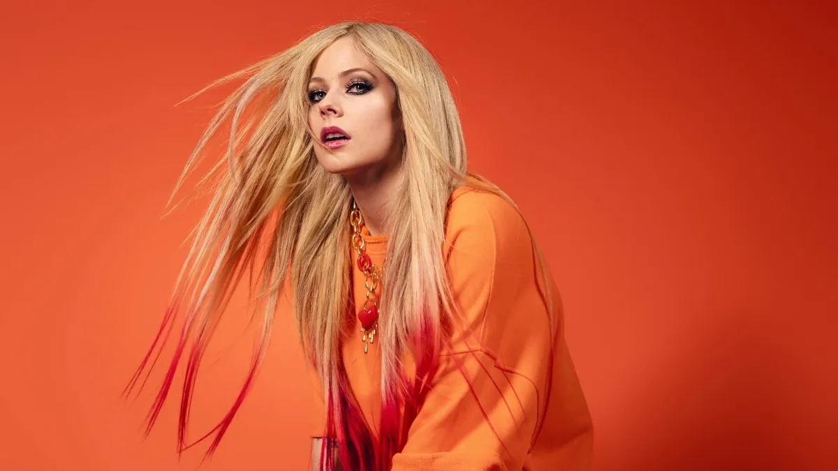A parceria entre Billy Idol e Avril Lavigne