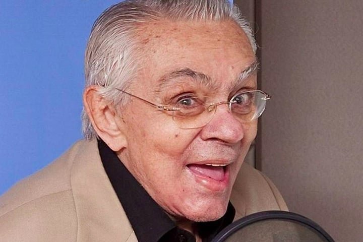 Nizo tambÃ©m falou sobre a hipocondria do pai, que tinha fascÃ­nio por hospitais, cirurgias e preferia injeÃ§Ãµes a comprimidos.