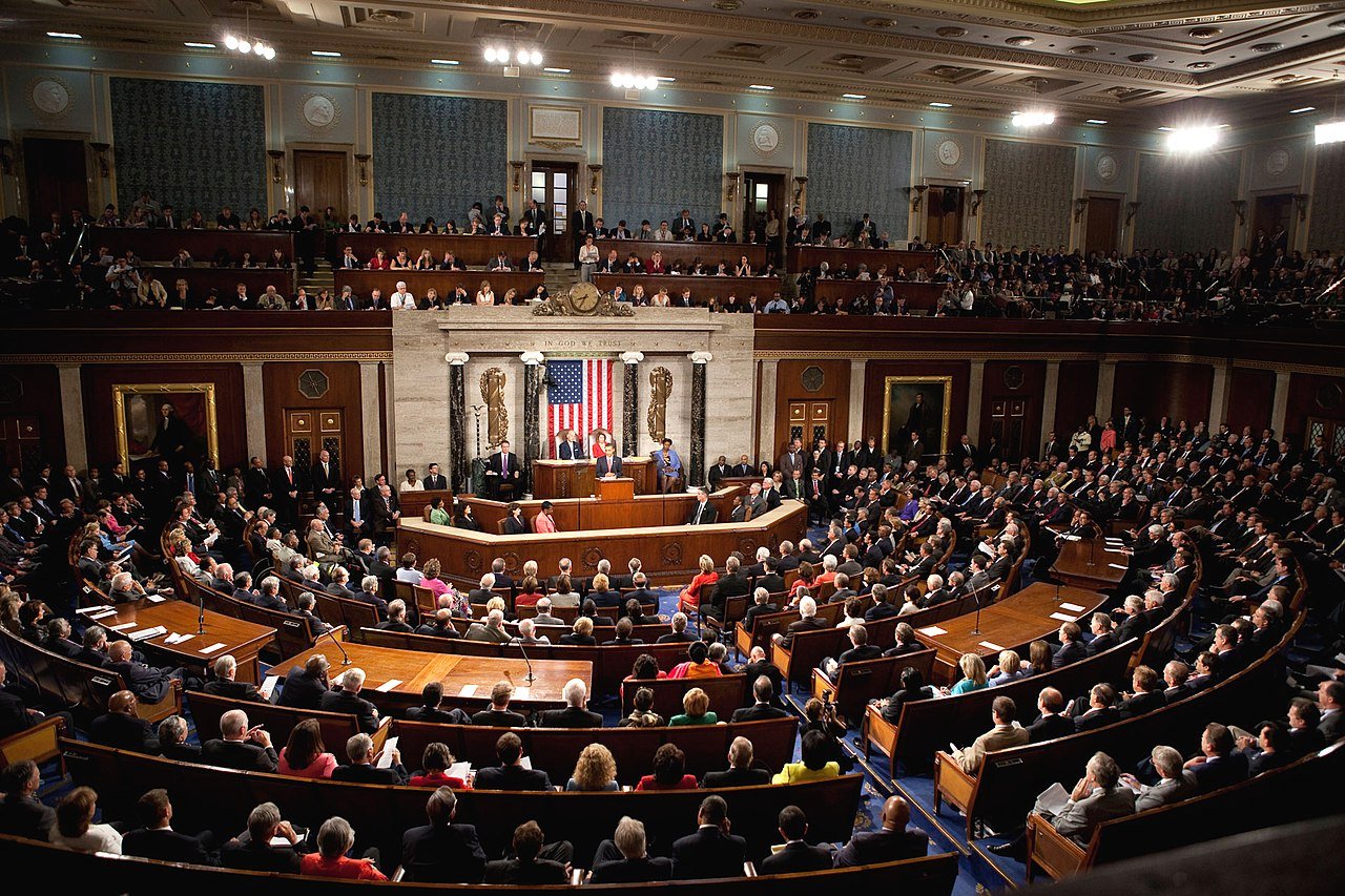 O parlamento americano considerou a proposta antidemocrática, uma afronta aos ideais de liberdade individual preconizados pelos pais fundadores da nação. 