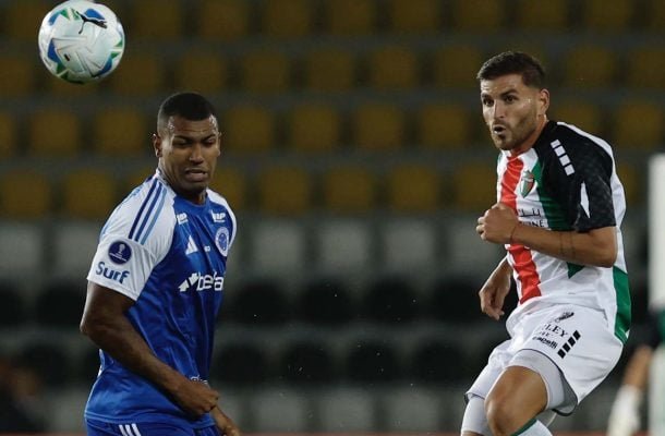 PALESTINO - Os chilenos nÃ£o fizeram uma grande partida, mas conseguiram aproveitar bem quando tiveram oportunidades para conseguir uma vitÃ³ria muito festejada. Nota: 6 - Foto: DivulgaÃ§Ã£o/Palestino