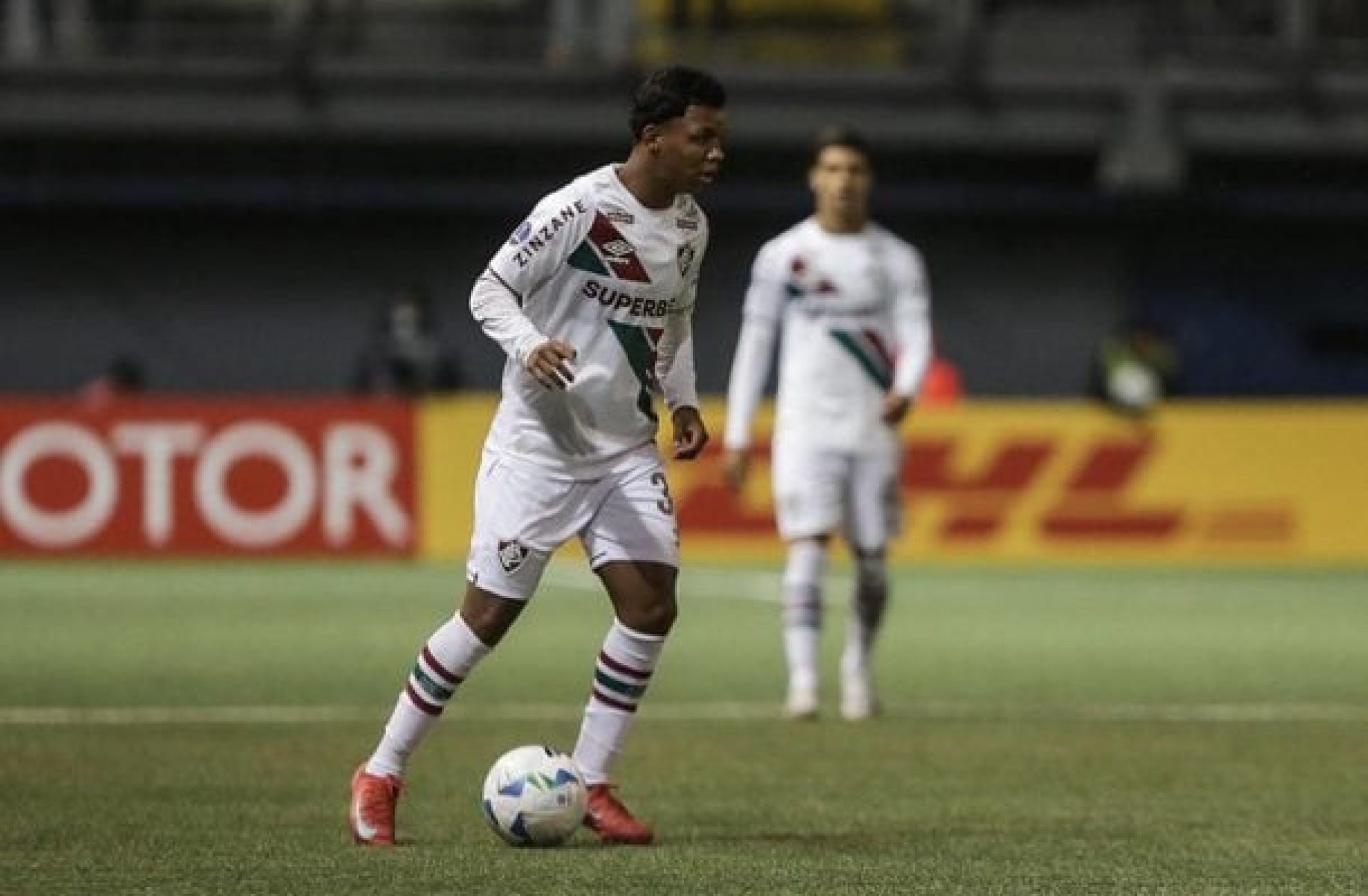 Wesley Natã se torna primeiro nascido em 2008 a estrear no Fluminense