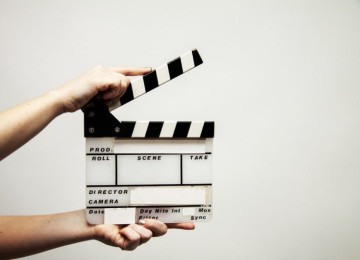 Quando um diretor está gravando um filme e um ator morre inesperadamente, além do luto pela tragédia, surgem outros dilemas complexos. -  (crédito: OsloMetX por Pixabay)