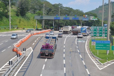 Trecho entre BH e Juiz de Fora terá novos limites de velocidade, monitorada por radares -  (crédito: Divulgação)
