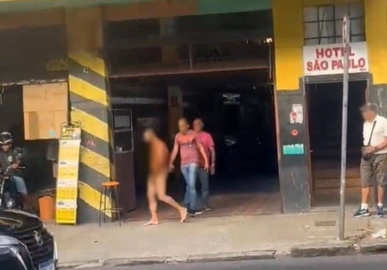 Vídeo: homem 'duro' é expulso pelado de hotel por não pagar programa em BH